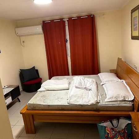 Iris Room Libreville Dış mekan fotoğraf